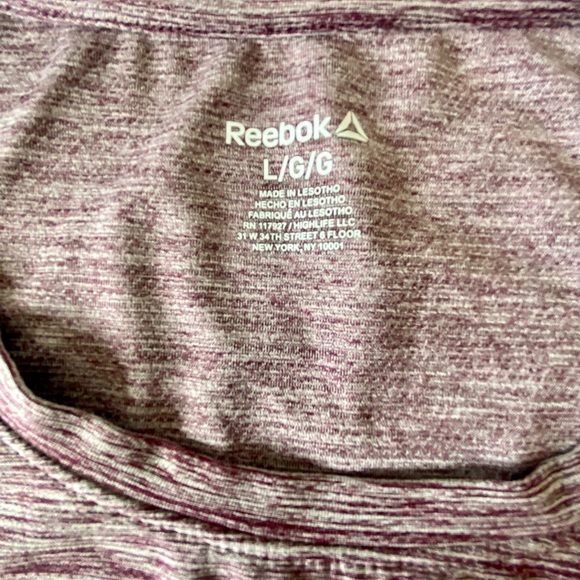 Reebok Pink short sleeve mesh tee. EUC! Size Large - Picture 6 of 6